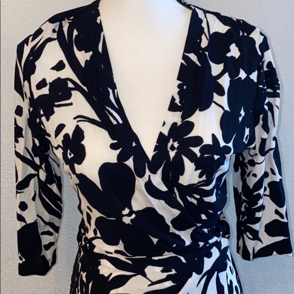 Lafayette 148 New York Floral Wrap Dress - Picture 5 of 7